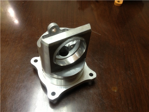 锌合金精密压铸